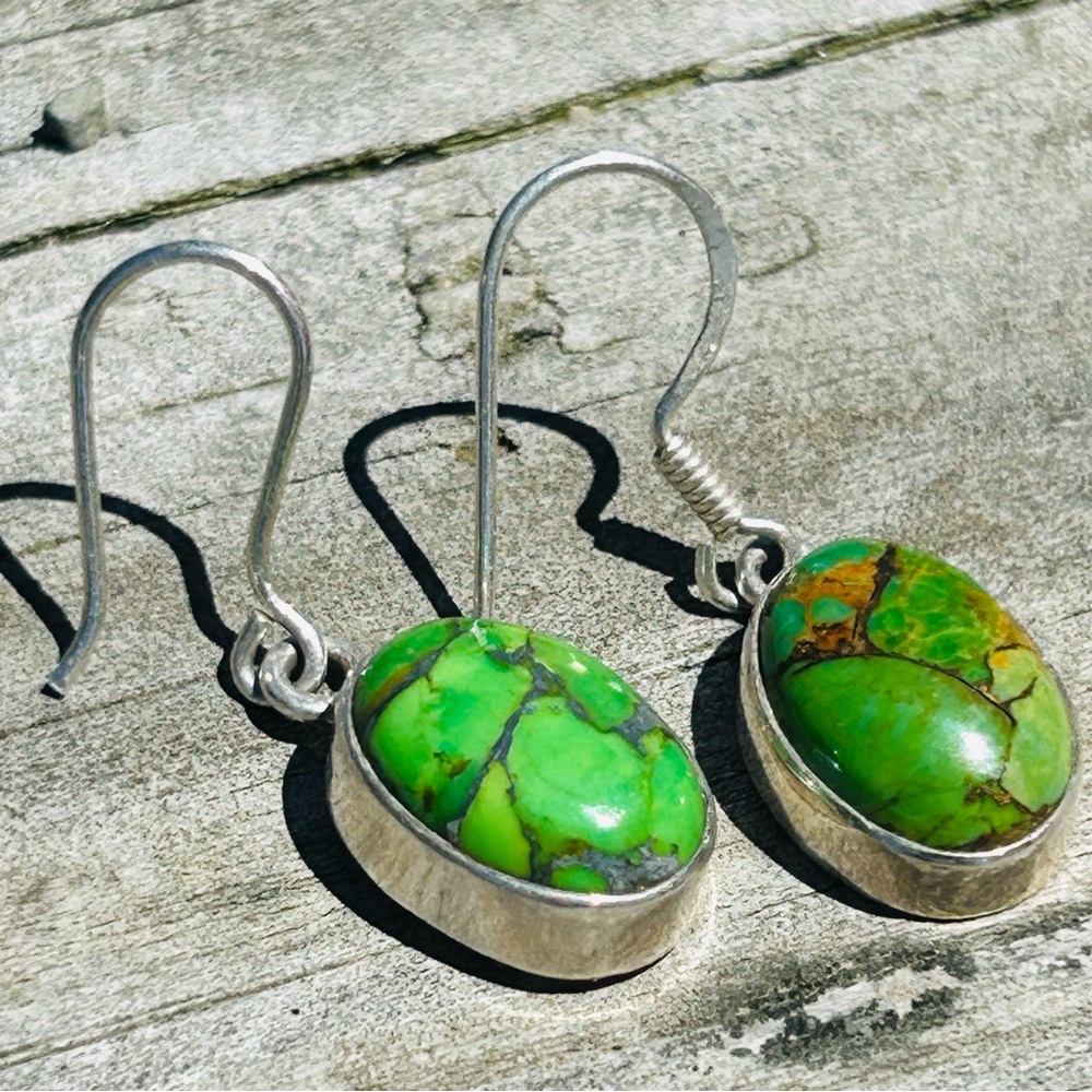 Genuine Green turquoise hand made sterling silver 925 Earrings - Picture 1 of 4